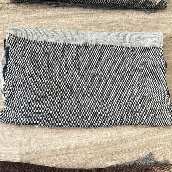 Black Brown Lot of 3 Scarves . New . - Picture 3 of 5